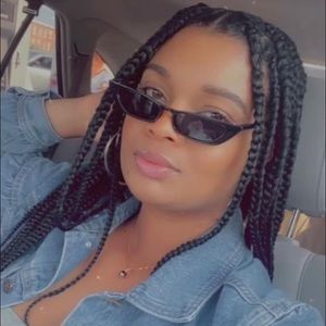 Meet your Posher, Viviana